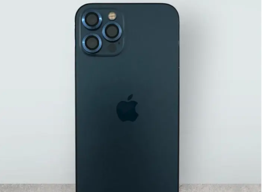 ايفون 12 برو ذاكرة 256G ازرق بسعر 1150