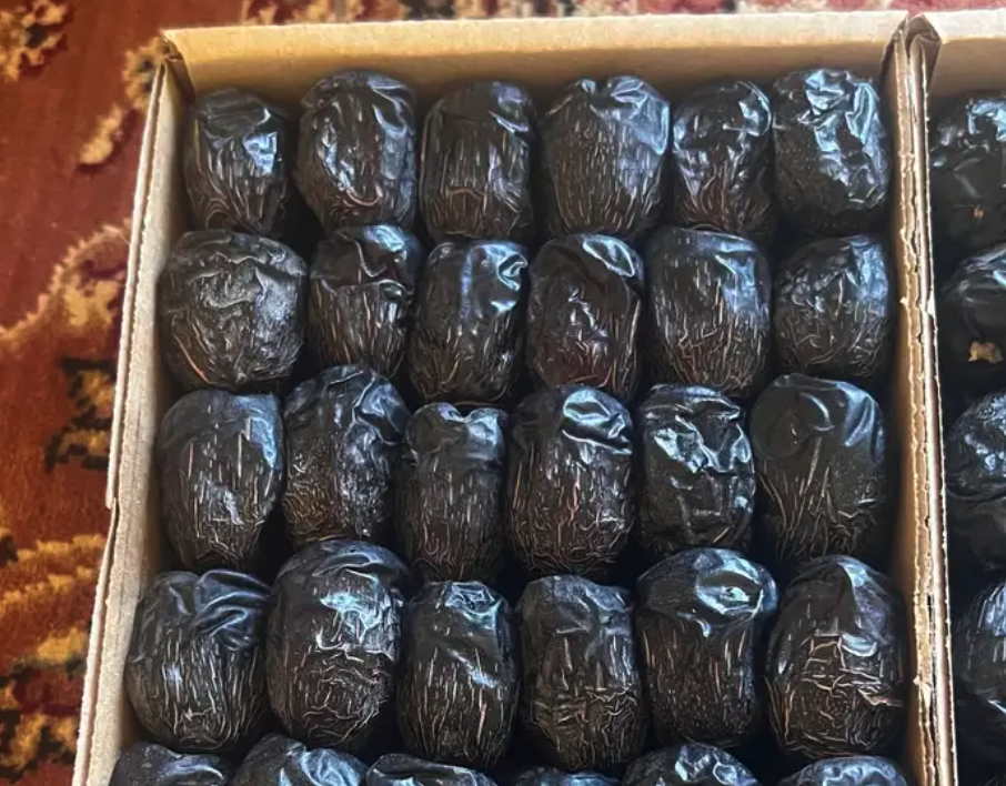 رطب عجوه ملكي فاخر