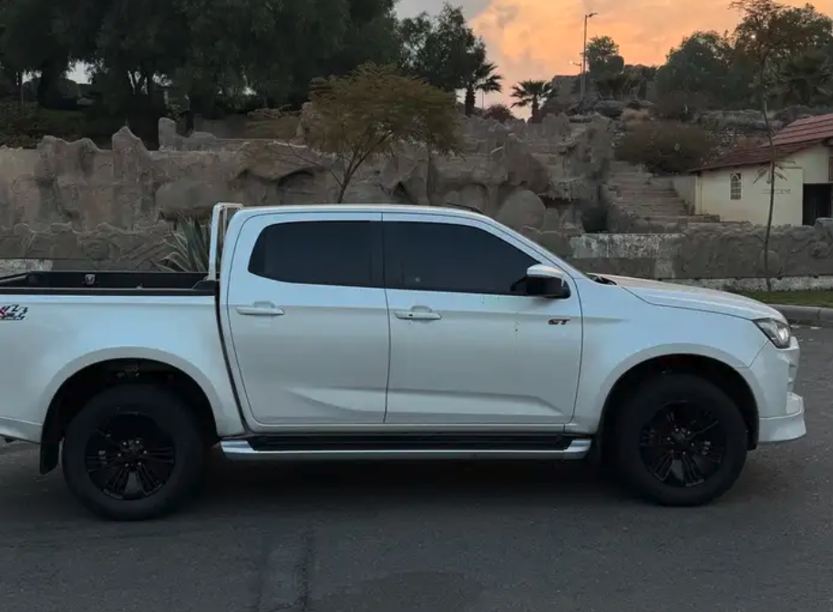 ديماكس جي تي 2023