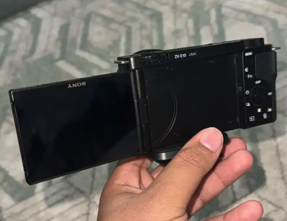 كاميرا سوني ZVE10