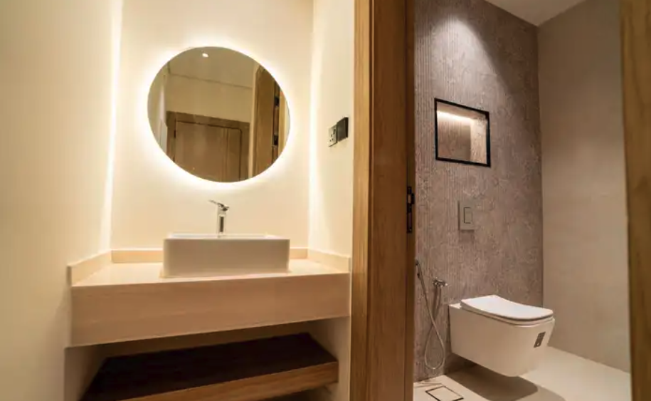 للايجار شقة بتصميم (مودرن) بحي اليرموك