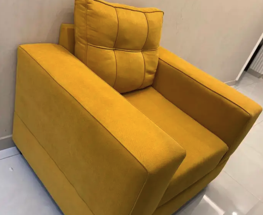 تلفزيون هايسنس 50 بوصه كنبه صفراء