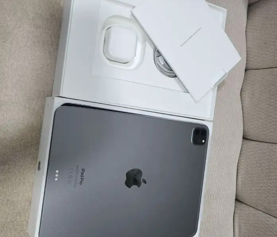 Ipad Pro 4th M2 256 ايباد برو جيل رابع ام2 256