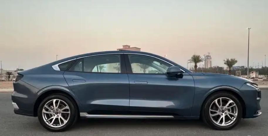 توروس ترند بلس 2023 نص فل ( بحالة الوكالة ) خالي من الرش