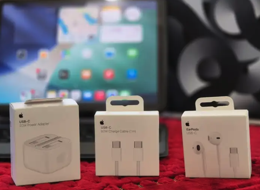 ايباد اير الجيل الخامس 5 مع كيبورد iPad Air 5 Generation