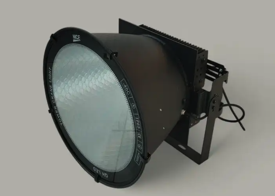 كشاف هنقر كشاف ملاعب كشافات هناقر كشافات ملاعب