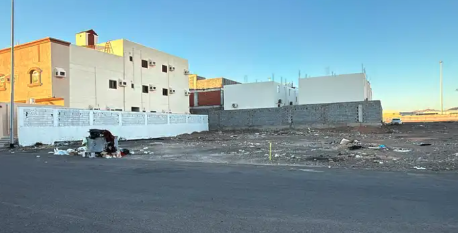 ارض سكنية للبيع في حي العزيزية مخطط ت 7