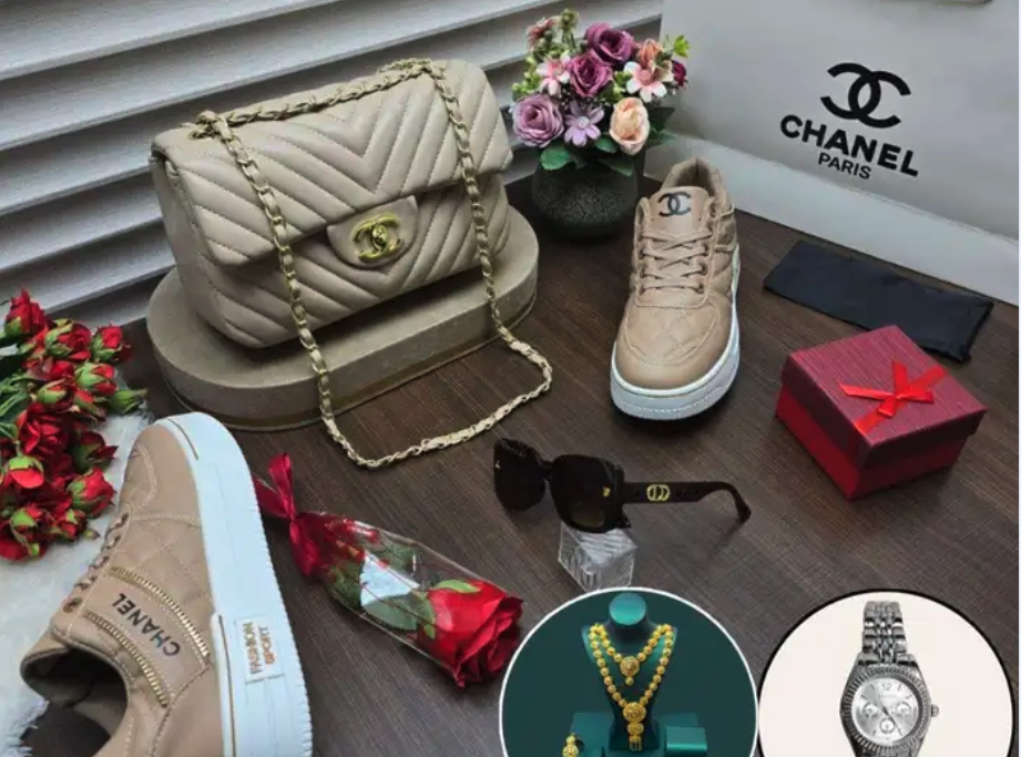 طقم هدايا نسائي شانيل شامل التوصيل والشحن