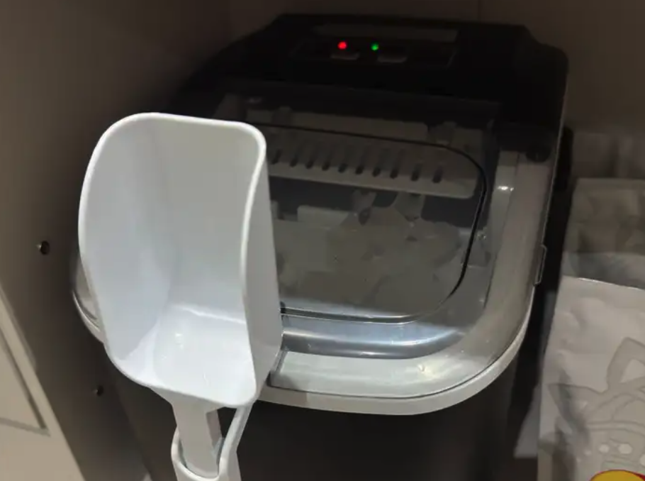 ماكينة صنع قهوة جديدة استخدام شهر مع الضمان