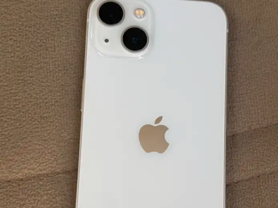 ايفون 13 عادي البيع