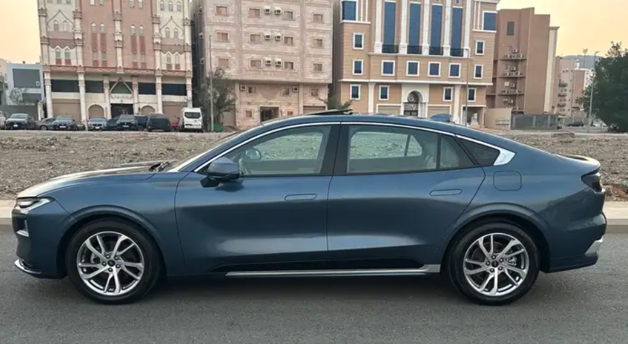 توروس ترند بلس 2023 نص فل ( بحالة الوكالة ) خالي من الرش