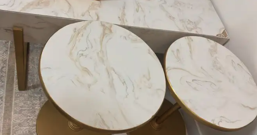 للبيع طاولات خدمة بديل رخام اخو الجديد طاولة و4 حبات خدمة