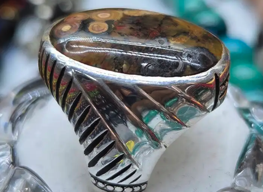 خاتم عقيق داوودي