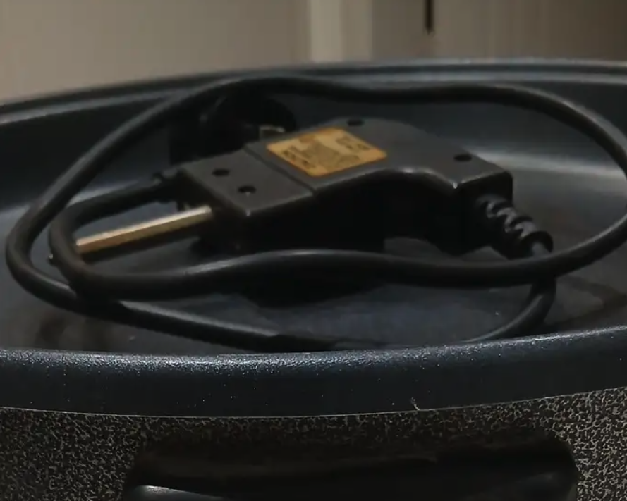 صينية بيتزا كهربائية من شركة إكسل