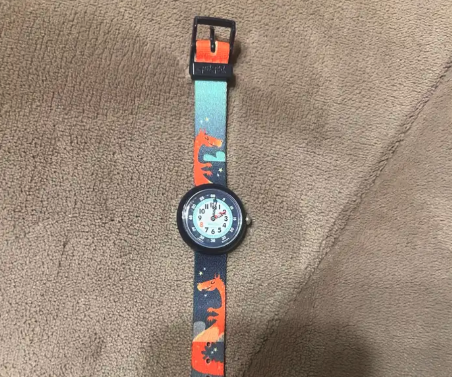 3 ساعات أطفال من سواتش (swatch )