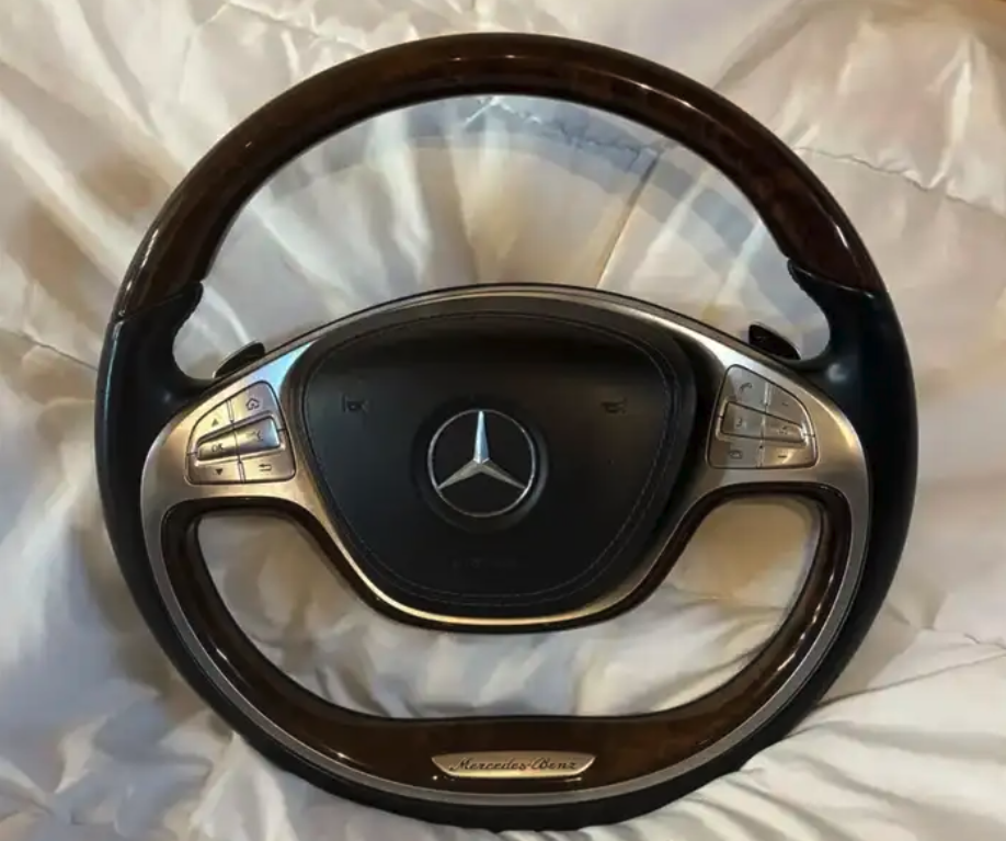 دركسيون مرسيدسS2015 63 سبب البيع تغيير السياره إلى 2020 الس