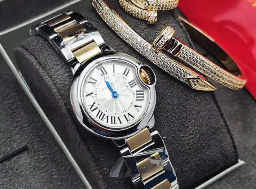 ساعه كارتير نسائي جوده عاليه