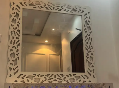 مدخل - طاوله استقبال مع مرايه