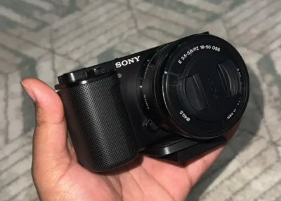 كاميرا سوني ZVE10