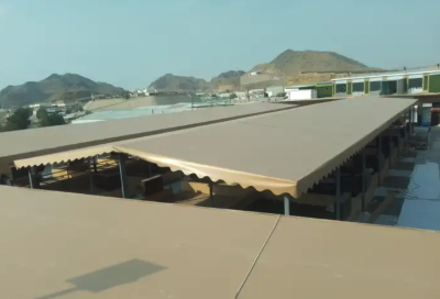 مظلات وسواتر