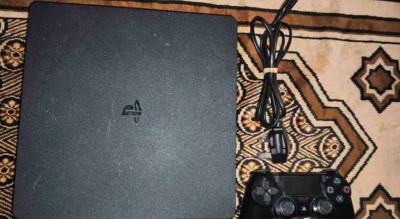 سوني 4 مهكر والعاب معربة