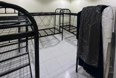 غرف بسراير مشتركة للايجار