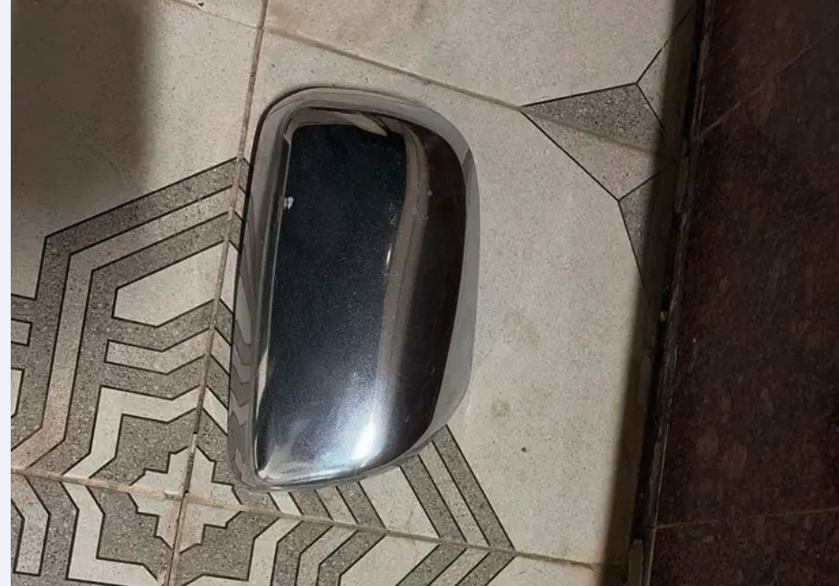 للبيع قطع غيار هايلوكس