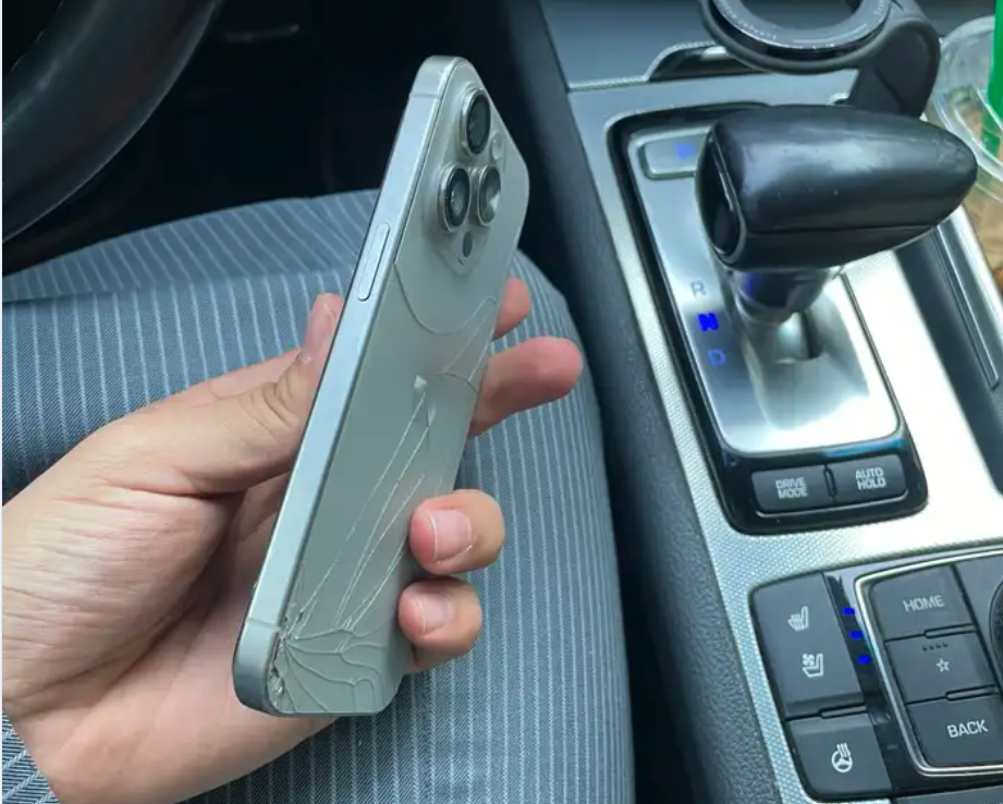 ايفون 15 برو 256