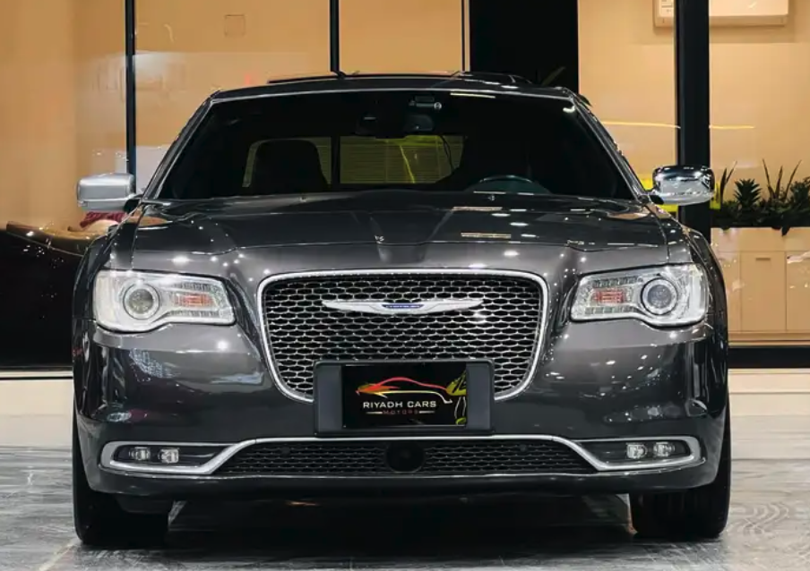 كرايزلر 2019 اكزكتيف فل (عرض خاص)