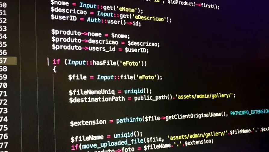 مشاريع برمجية في الويب ومشاريع تخرج