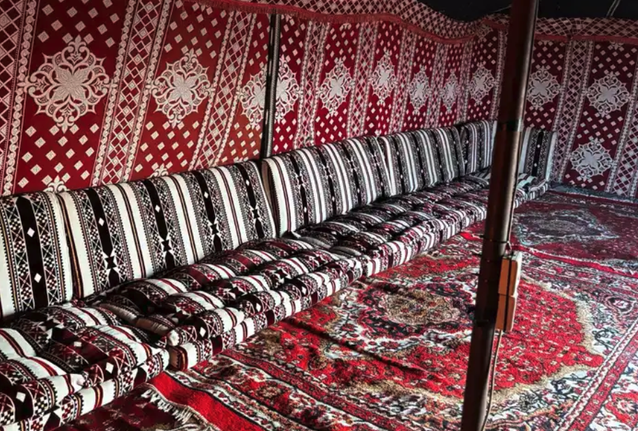 مخيمات للإيجار في الزوليات